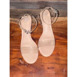 GB Gianni Bini Clear Lucite Block Heel Sandals Ankle Strap Nude Beige Size 9.5 M